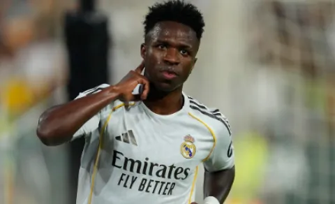 Arsenal Incar Antonio Nusa jika Gagal Datangkan Vinicius Junior