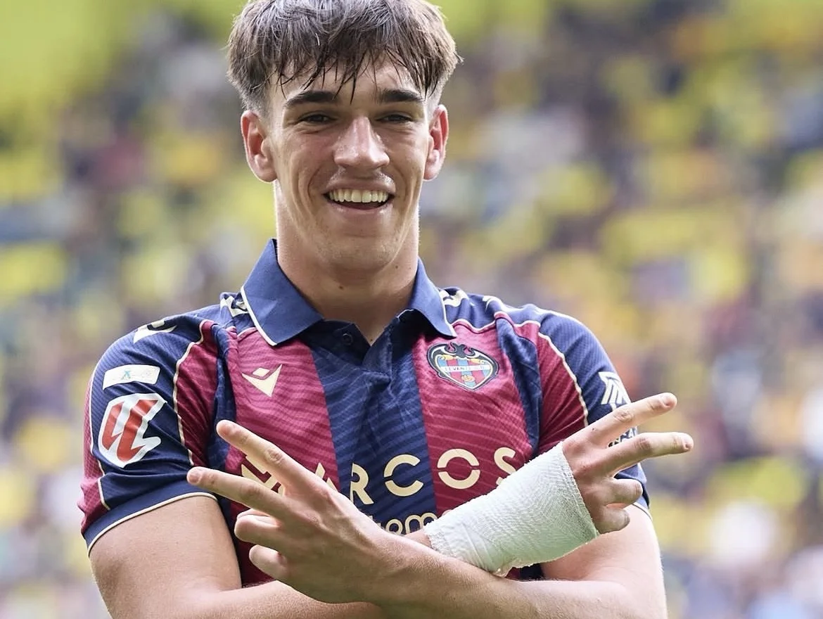 Real Madrid Resmi Rekrut Carlos Espi, Striker Muda Levante Diikat hingga 2031