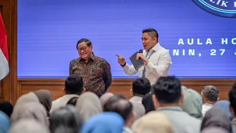 Teddy Indra Wijaya Kenang Momen Saat Jadi Pengantar Berkas hingga Dapat Wejangan dari Pramono Anung