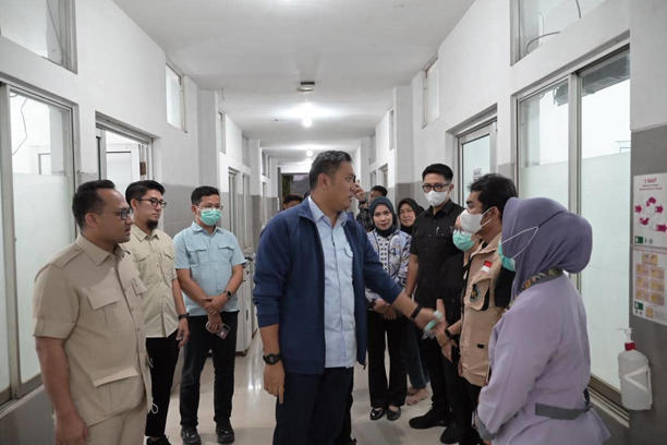 Kepala BGN Suspend Operasional Dapur SPPG Usai Ratusan Siswa SMKN 6 Semarang Keracunan