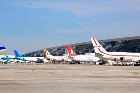 Wih Mantap, Pesawat Komersial Terbesar di Dunia Airbus A380 Siap Mendarat di Bandara Internasional Soekarno-Hatta