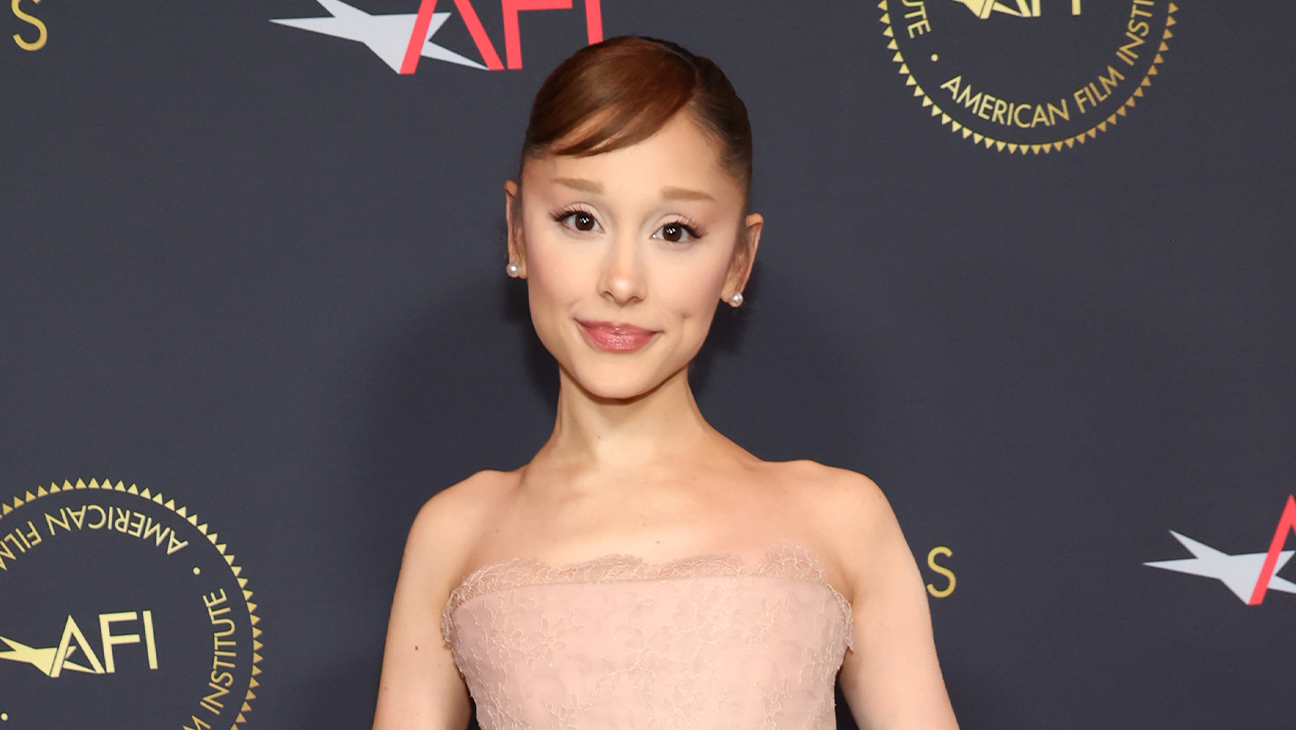 Ariana Grande Rehat dari Dunia Hiburan Setelah Rampungkan "Eternal Sunshine Tour"