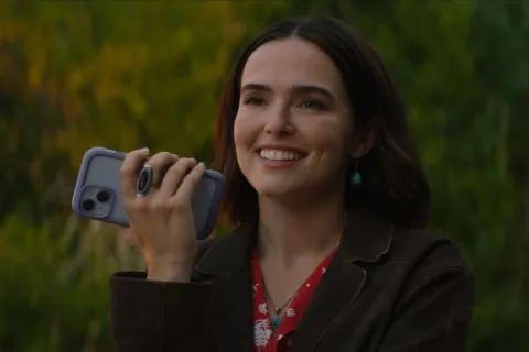 5 Film Rom-Com Netflix dengan Rating IMDb Tertinggi, Cocok Temani Waktu Santai