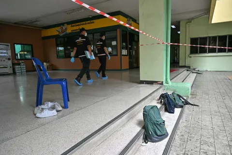 Tragedi Penembakan Massal di Sekolah Debsirin Thailand: 8 Orang Tewas, Pelaku Siswa 14 Tahun Diduga Gunakan Senjata Kakeknya
