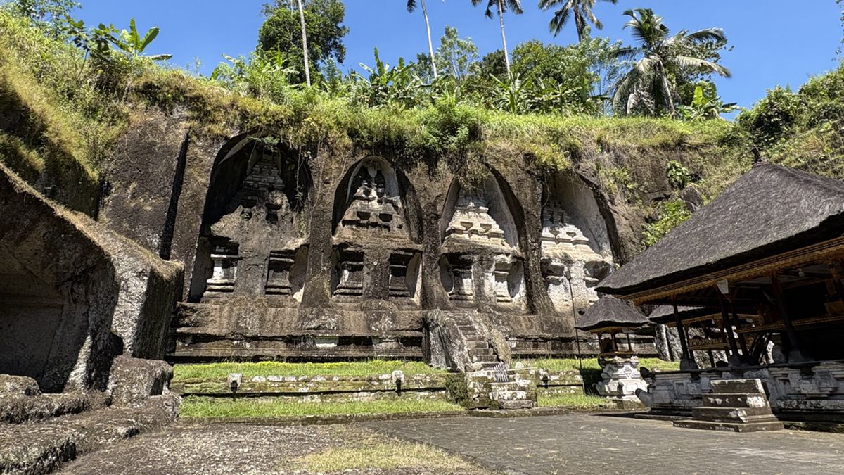 Benarkah Pesarean Gunung Kawi Tempat untuk Pesugihan? Cek Faktanya di Sini!