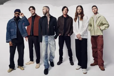 Cara Beli Tiket Konser Maroon 5 Jakarta 2027: Lengkap Kategori, Harga, dan Presale BCA