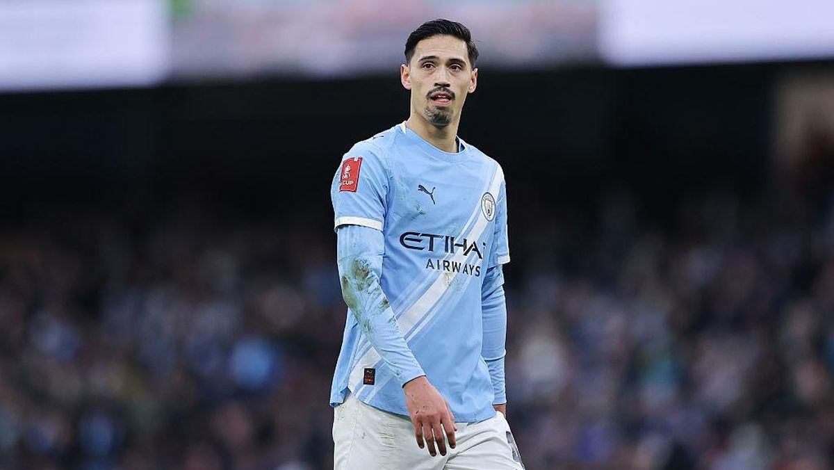 Segera Tinggalkan Man City, Gelandang Berdarah Maluku Ini Gabung Al-Qadsiah dengan Harga Rp1 Triliun