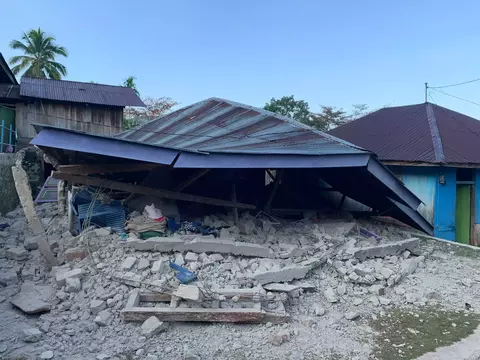 NTT Diguncang Gempa Berkekuatan 7,7 SR, 5 Orang Tewas