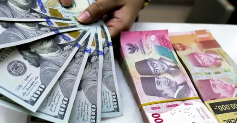 Rupiah Menguat ke Rp17.792 per Dolar AS pada Hari Kemerdekaan