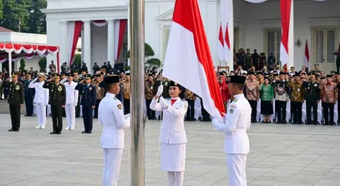 Upacara Penurunan Bendera HUT RI ke-81 Jam Berapa? Cek Jadwalnya