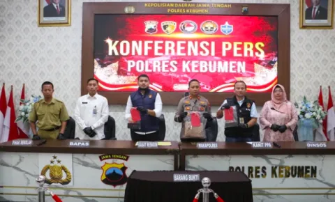 Gara-Gara Follow dan Chat Pacar di TikTok, Pelajar SMK Kebumen Aniaya Adik Kelas