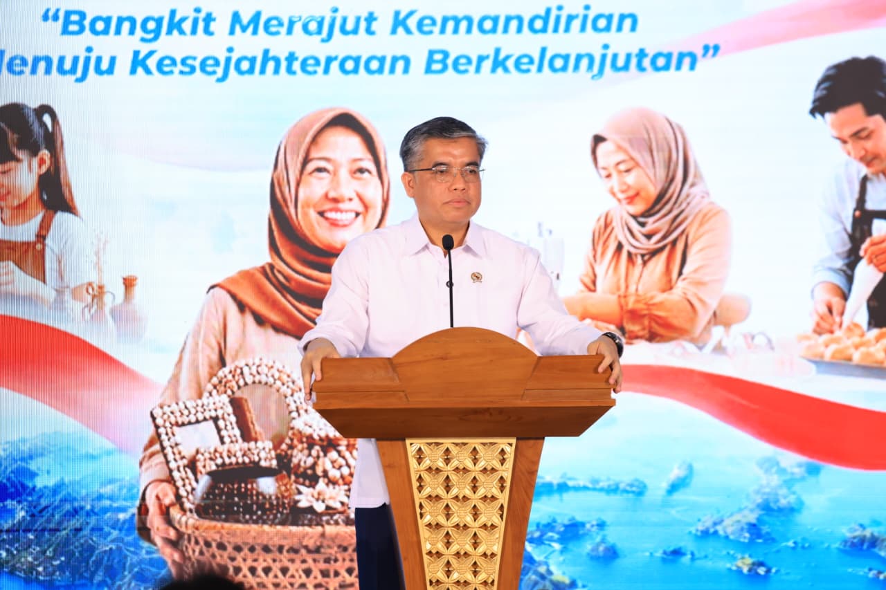 Menaker: Manfaat Jaminan Sosial Harus Jadi Jalan Menuju Kemandirian Ekonomi Keluarga Pekerja