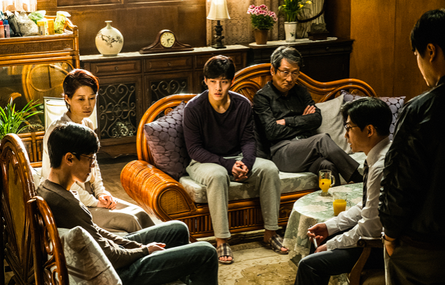 6 Film Netflix untuk Pencinta Horor Psikologis, Berani Nonton Sendirian?
