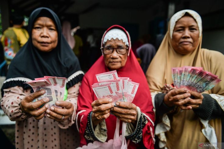 Angka Desil Bansos Kamu Bisa Berubah! Pemerintah Tunggu Sensus Ekonomi BPS untuk Kaji Ulang DTSEN