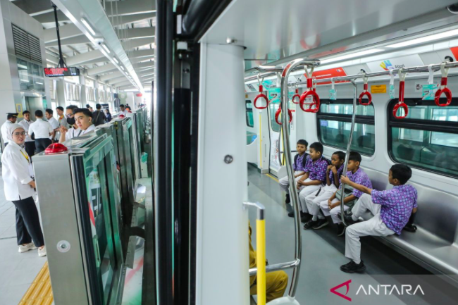 Peresmian LRT Kelapa Gading-Manggarai Ditunda, Ini Alasan Pemprov DKI