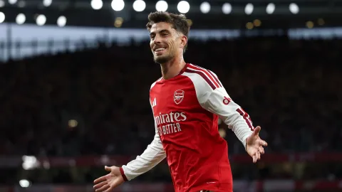 Jadwal Liga Inggris Pekan Ini: Aston Villa vs Arsenal dan Tottenham vs Newcastle