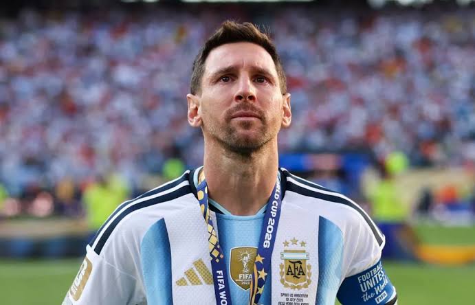 Bintang Como Kirim Pesan untuk Messi yang Baru Pensiun dari Timnas Argentina