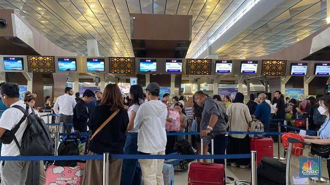 Buat yang Ingin Berpergian, Hindari 8 Bandara Ini!