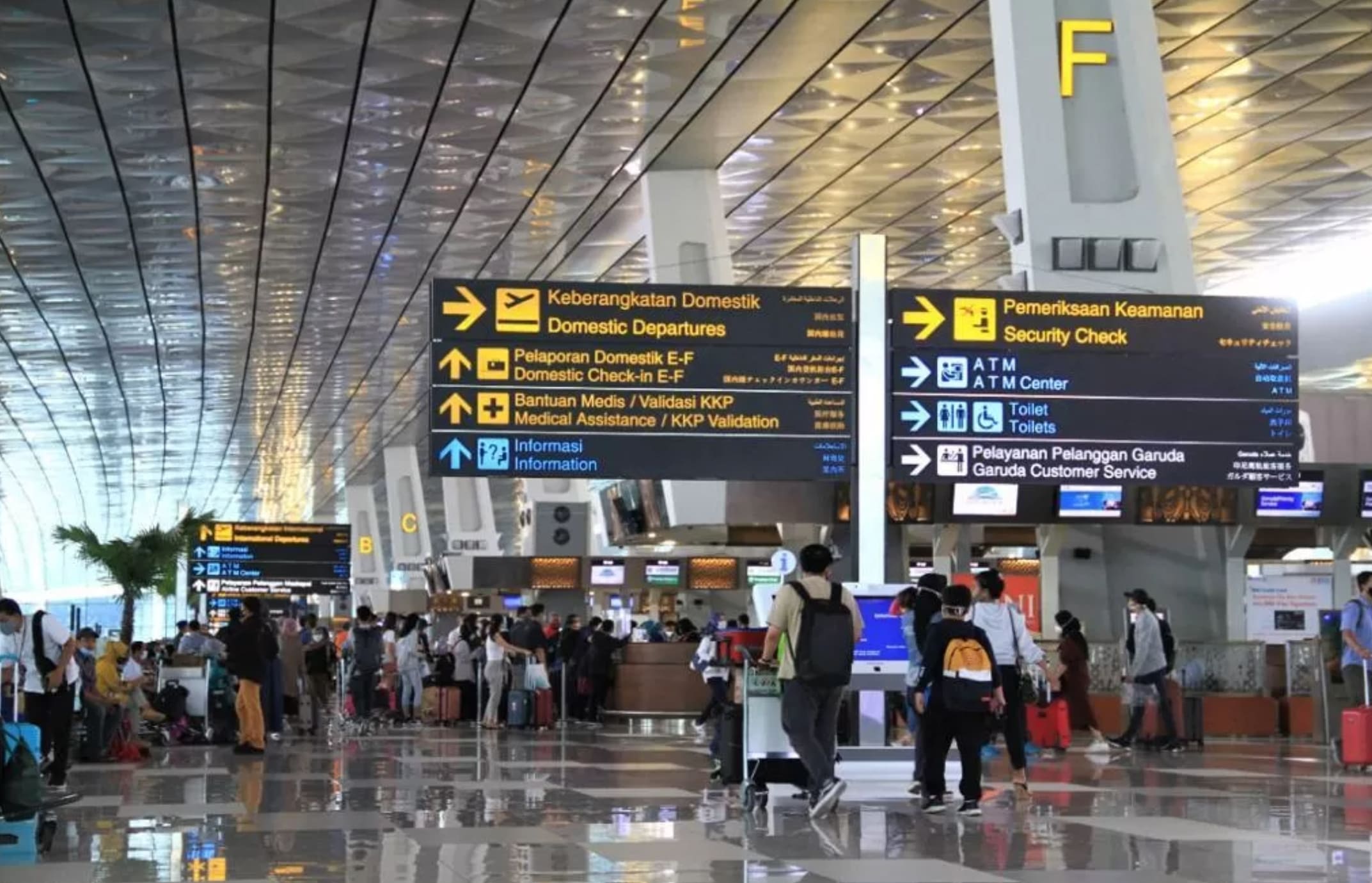 Erupsi Gunung Anak Krakatau Lumpuhkan 33 Penerbangan di Bandara Soetta, Rute Internasional Turut Terdampak: Ini Daftarnya