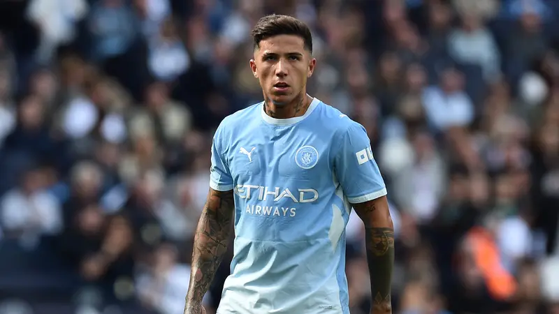 Enzo Fernandez Sebut Haaland Monster Usai Samai Rekor Aguero di Liga Champions
