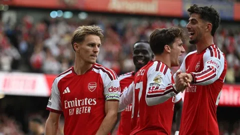 Prediksi Arsenal vs Napoli: The Gunners Berpeluang Curi Poin di Naples