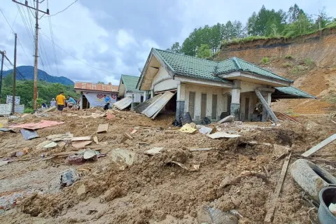 Longsor di Aceh Tengah Tewaskan Anak 9 Tahun, 13 Warga Terluka