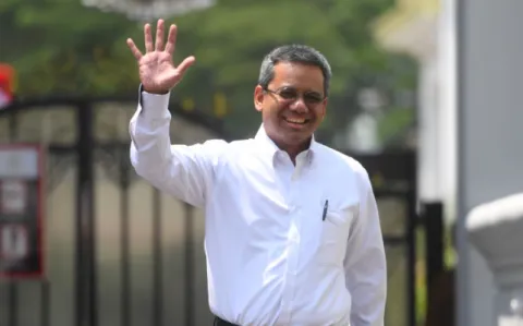 Suahasil Nazara Gantikan Purbaya Yudhi Sadewa sebagai Menteri Keuangan