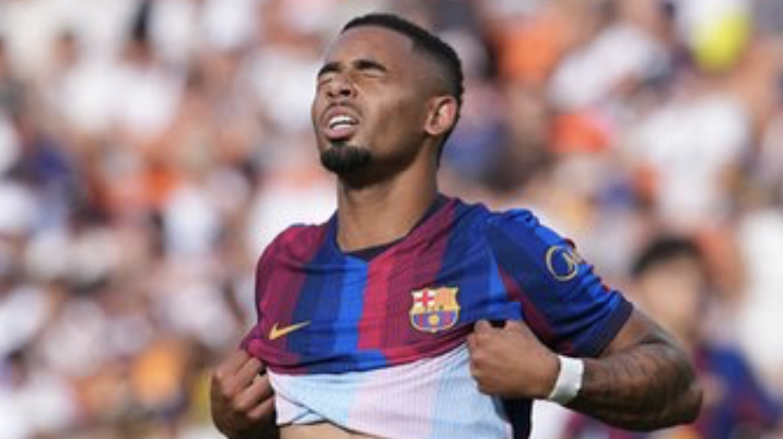 Gabriel Jesus vs Raphinha di Barcelona, Siapa Jadi Pilihan Utama?