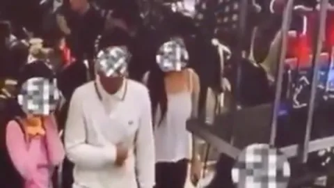 Viral Pengunjung Ditendang di Food Court Senayan City, Manajemen Minta Maaf