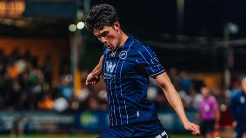 Elkan Baggott Hadapi Laga Panas Millwall Vs West Ham di Dockers Derby