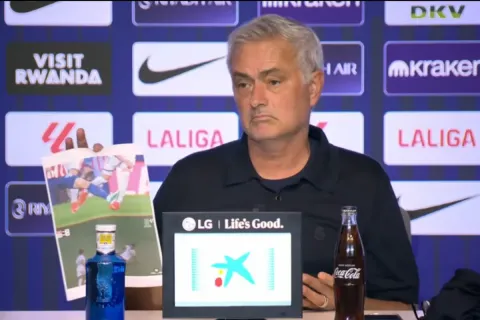 Mourinho Kritik Wasit Usai Real Madrid Kalah di Derby Madrid