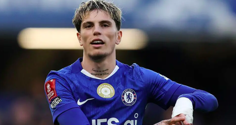 Dari Bintang Muda MU hingga Cadangan Aston Villa, Karier Garnacho Kian Meredup