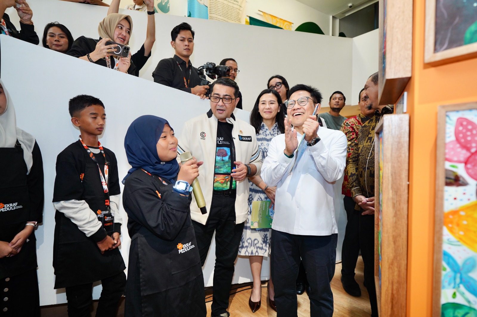 Anak Aceh Tamiang dan Pariaman Bawa Lukisan ke Showcase Jakarta "Bukit Mimpi"