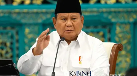 Bukan Cuma Kapolri, 6 Nama Ini Disebut Bakal Geser Jabatan dalam Reshuffle Kabinet