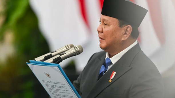 Prabowo Pimpin HUT ke-81 TNI, SBY dan Jokowi Hadir Duduk Berdampingan