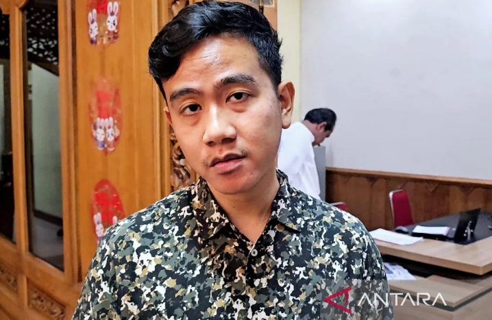 MK Tak Diskualifikasi Gibran soal Syarat Pendidikan, Nasib Wapres Kini Bergantung pada DPR dan Parpol