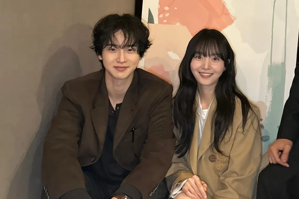 Jang Dong Yoon Resmi Menikah dengan Kim Seung Yoon, Bagikan Foto Romantis usai 7 Tahun Pacaran