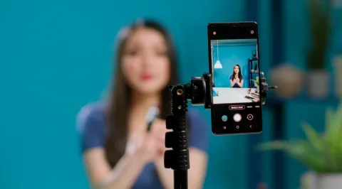 10 Rekomendasi HP untuk Live TikTok, Kamera Jernih dan Baterai Awet