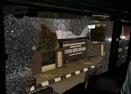 Persija dan The Jakmania Kecam Pelemparan Bus EPA Persib di Tol Batang