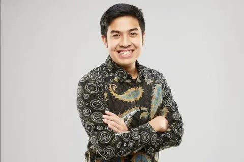 Jerome Polin Sentil Pejabat yang Sebut Kalimantan Aman di Tengah Kabut Asap Karhutla
