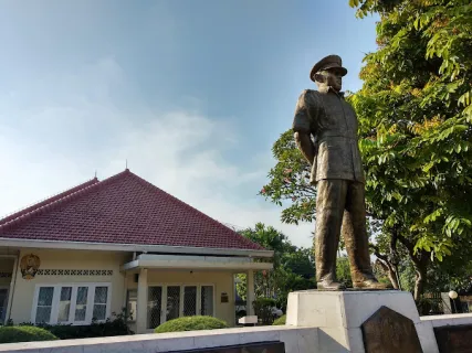 6 Destinasi Wisata Gratis di Jakarta, Ada Museum Seni hingga Jejak Sejarah Pahlawan