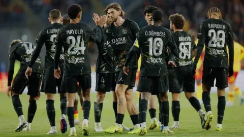 PSG Bisa Jadi Penghalang Kesempurnaan Barcelona Era Hansi Flick