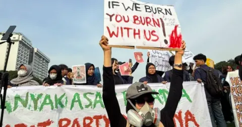 Mahasiswa Demo Serentak di Sejumlah Kota, Prabowo-Gibran Dituntut Benahi 5 Masalah