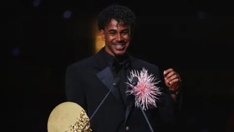 Menang Kopa Trophy 2026, Lamine Yamal Justru Sebut Pau Cubarsi Lebih Pantas