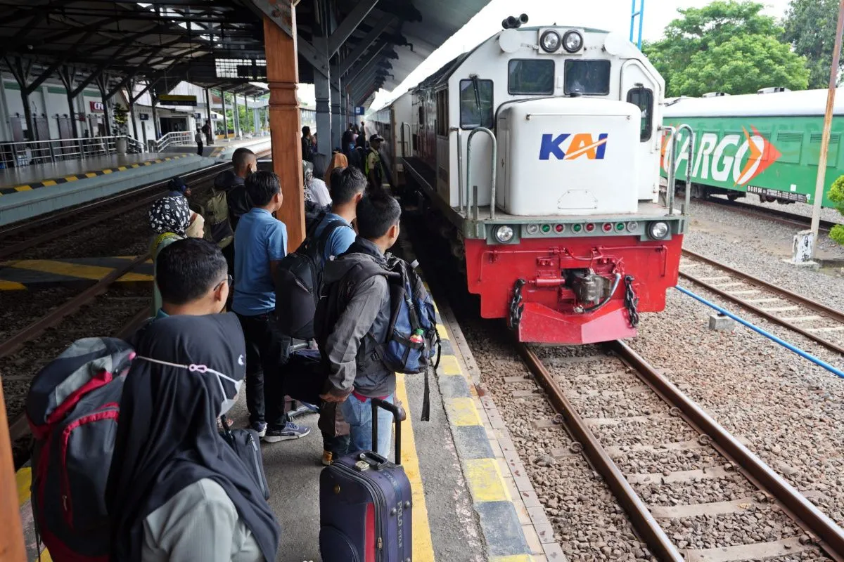 Arus Mudik Lebaran 2025: Penjualan Tiket KAI Sudah Melebihi 3,3 Juta