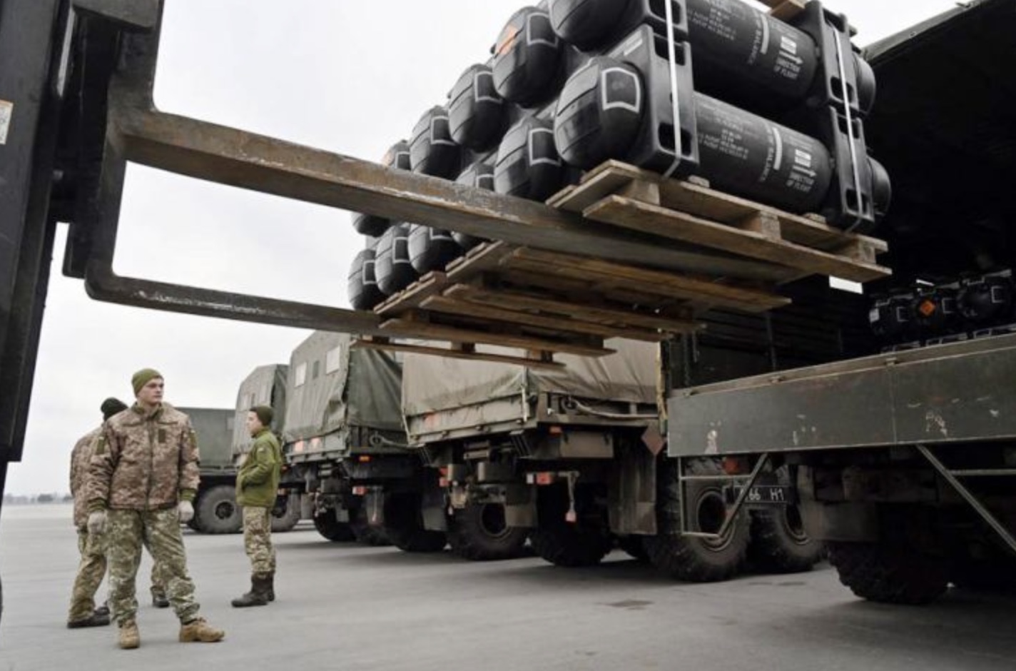 Asyik, Zelensky Kembali Tersenyum Dapat Bantuan Militer AS