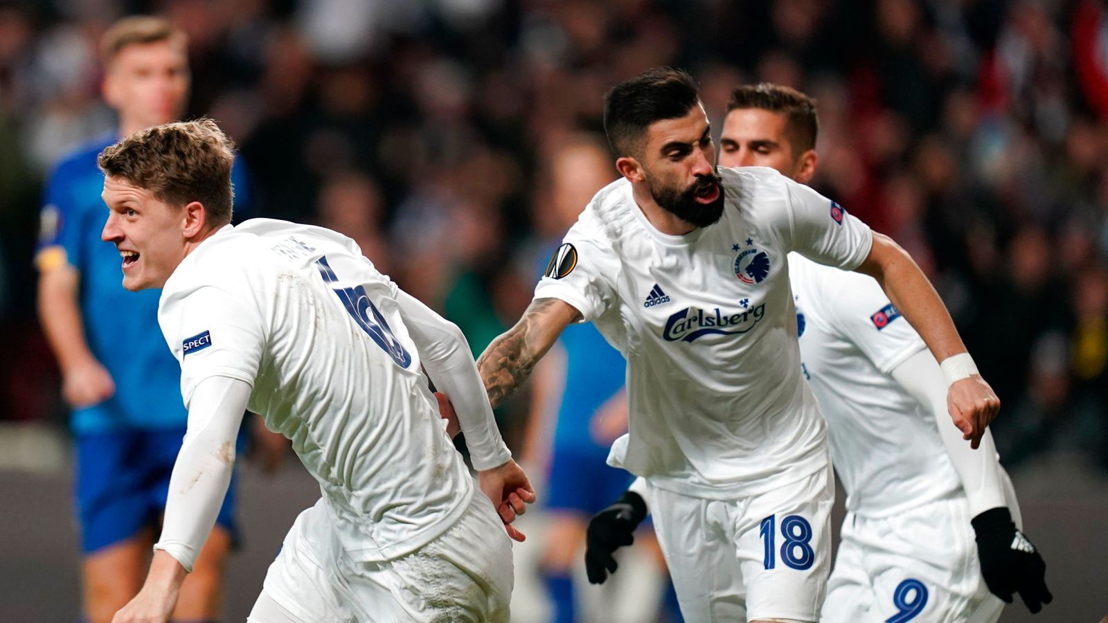 Chelsea Berhasil Taklukan Copenhagen dengan Skor 2-1, Kevin Diks Alami Cidera!