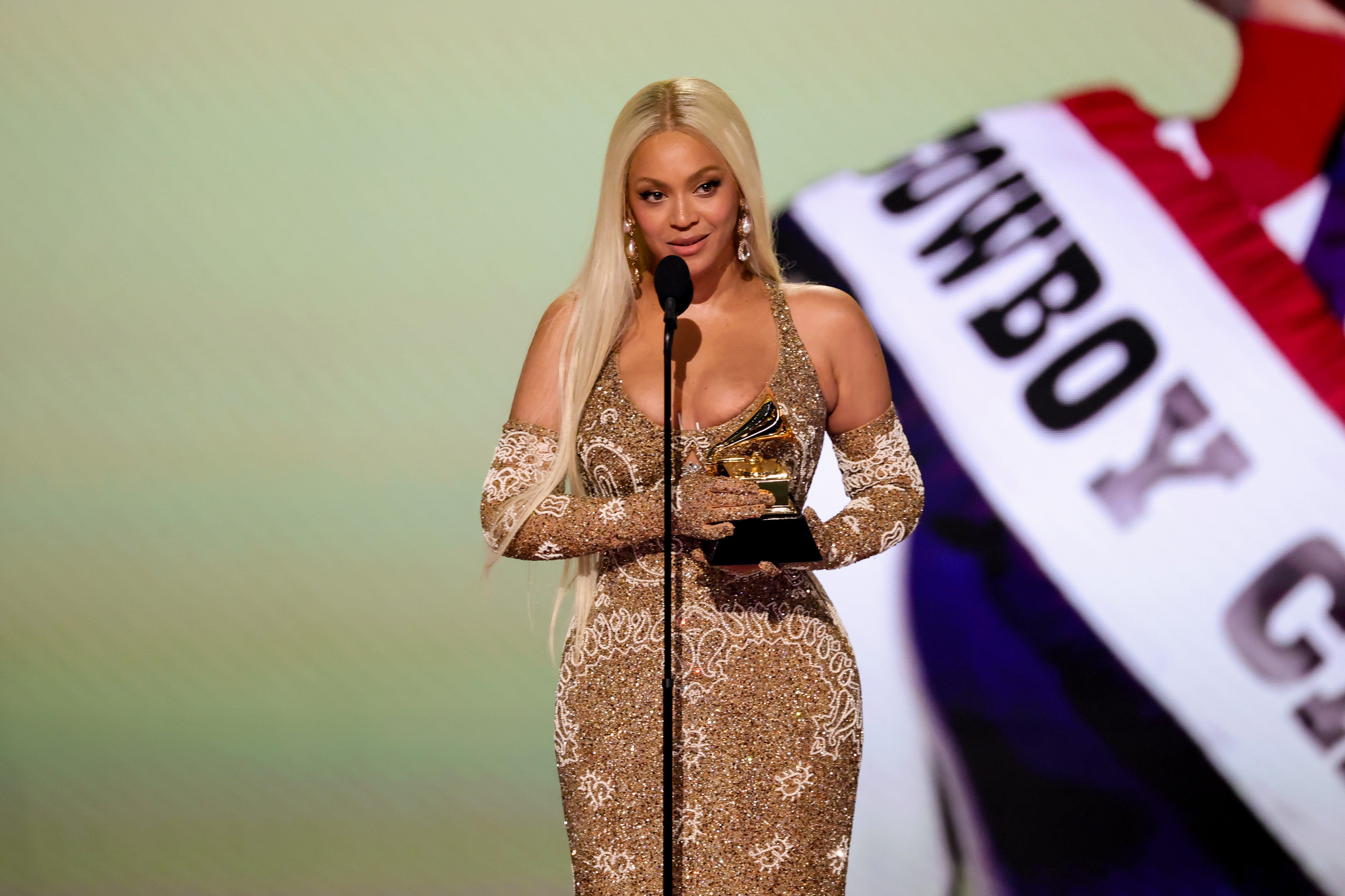 Daftar Pemenang Grammy 2025: Beyoncé Pecahkan Rekor, Chappell Roan Bawa Pulang Best New Artist