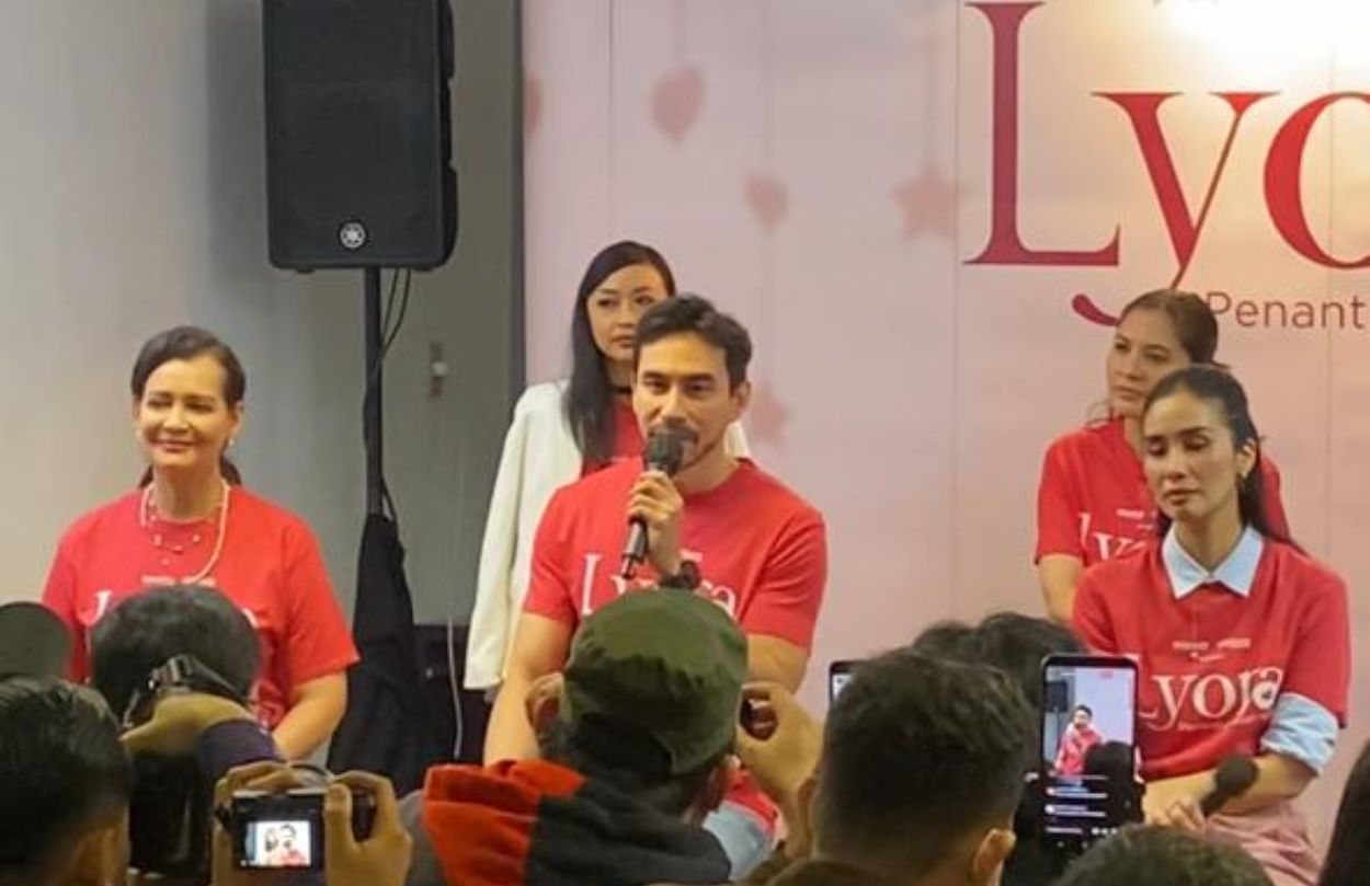 Dalami Peran di Film Lyora, Darius Sinathrya Ingat Hal Membekas saat Donna Agnesia Keguguran
