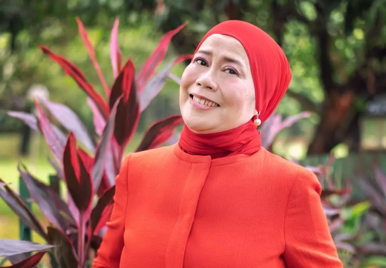 Dewi Yull Berduka Atas Meninggalnya Ray Sahetapy: Telah Berpulang Ayah dari Anak-anakku